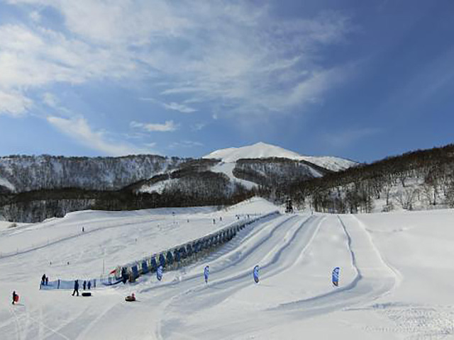 Hanazono Niseko Resort