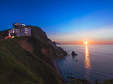 One of Otaru's most spectacular viewpoints, surrounded by the Sea of Japan on three sides and located in a national park