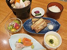 Atka mackerel and seafood hot pot set